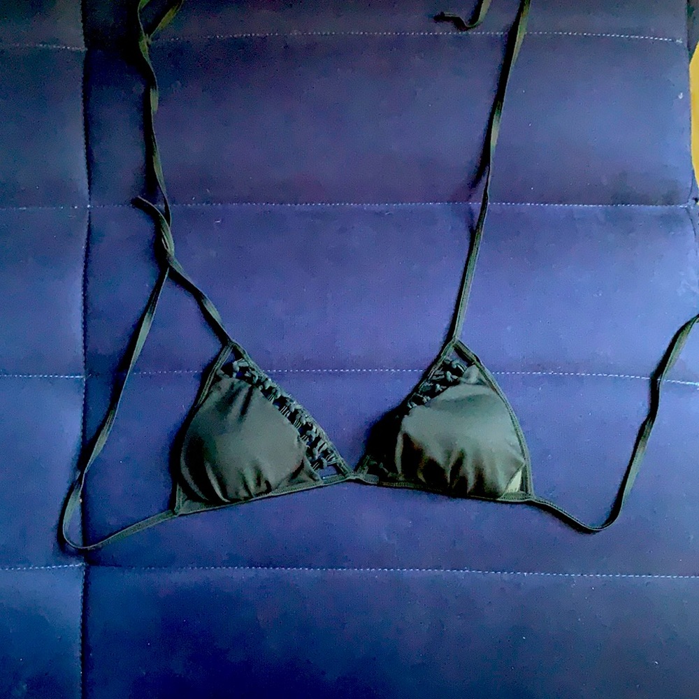 Bikini top